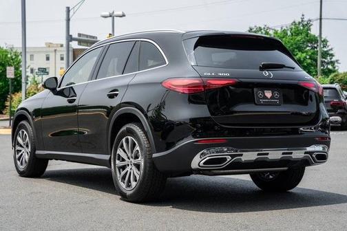 2025 Mercedes-Benz GLC 300 Base 4MATIC