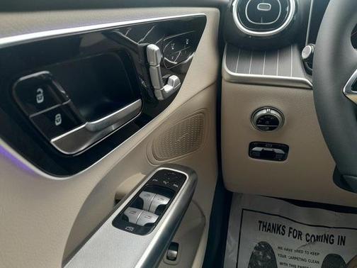 2025 Mercedes-Benz GLC 300 Base 4MATIC