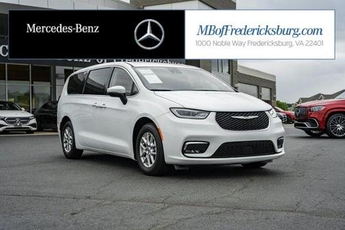2023 Chrysler Pacifica Touring-L