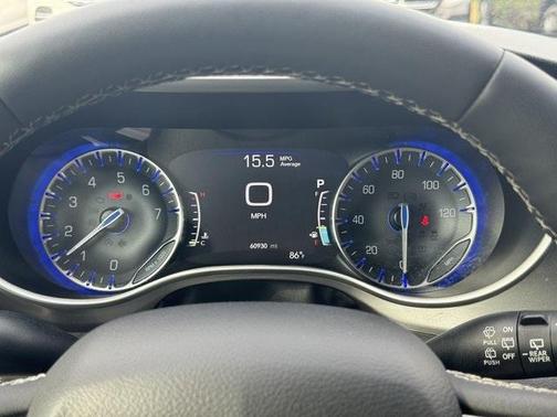 2023 Chrysler Pacifica Touring-L