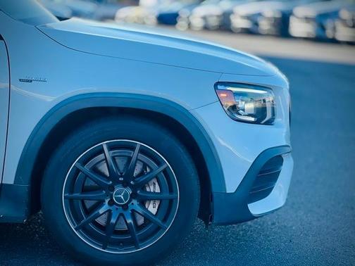 2022 Mercedes-Benz AMG GLB 35 Base