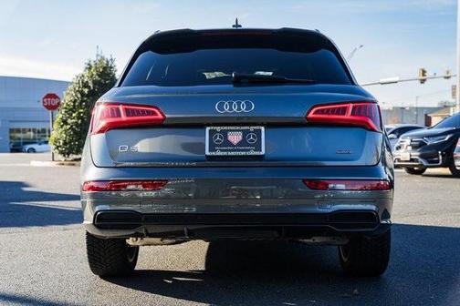 2020 Audi Q5 45 Titanium Premium