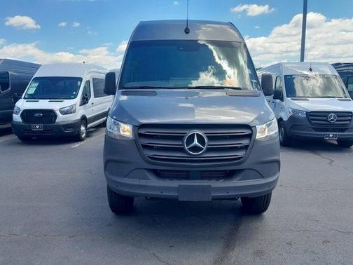 2022 Mercedes-Benz Sprinter 2500 Standard Roof V6