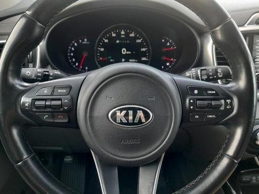 2016 Kia Sorento SX