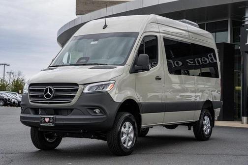 2026 Mercedes-Benz Sprinter 2500 144 WB Standard Roof Passenger