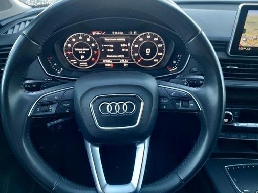 2019 Audi Q5 2.0T Premium Plus