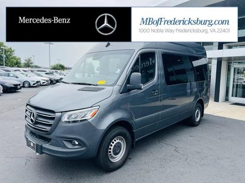 2024 Mercedes-Benz Sprinter 2500 144 WB Standard Roof Passenger