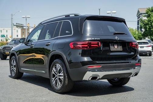 2025 Mercedes-Benz GLB 250 Base 4MATIC