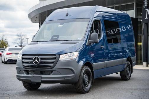 2026 Mercedes-Benz Sprinter 2500 144 WB Standard Roof Crew