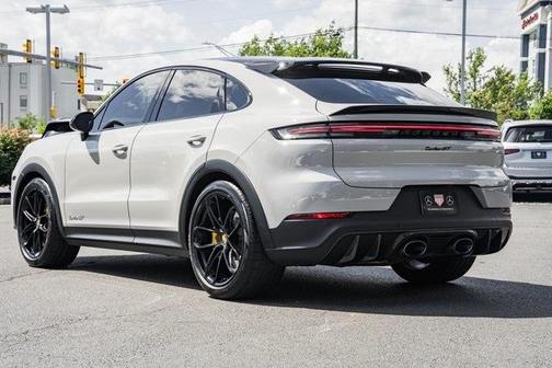 2024 Porsche Cayenne Turbo GT
