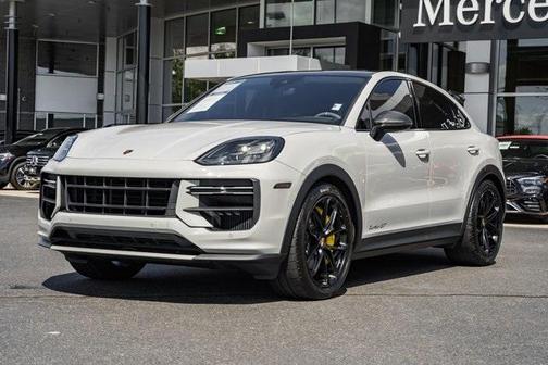 2024 Porsche Cayenne Turbo GT