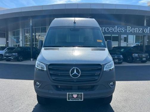 2023 Mercedes-Benz Sprinter 2500 144 WB