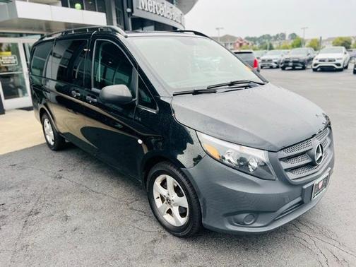 2018 Mercedes-Benz Metris Base