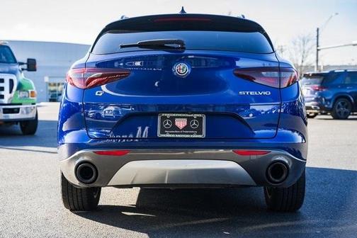 2022 Alfa Romeo Stelvio Ti