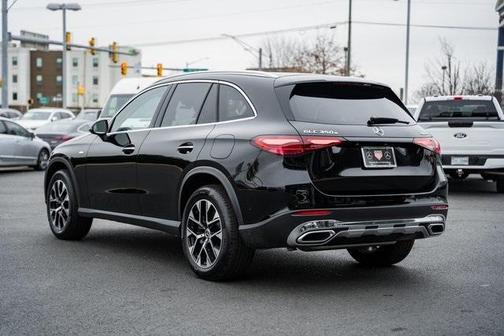 2025 Mercedes-Benz GLC 350e Base 4MATIC