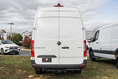 2026 Mercedes-Benz Sprinter 2500 High Roof