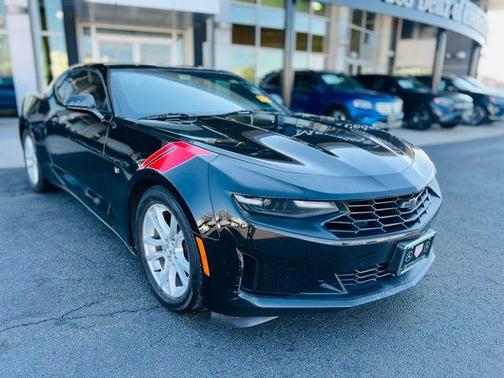 2022 Chevrolet Camaro 1LS