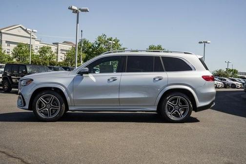 2025 Mercedes-Benz GLS 450 4MATIC