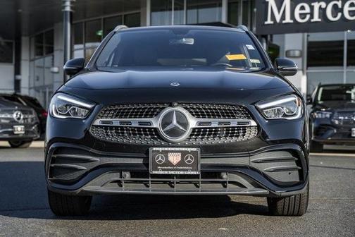 2022 Mercedes-Benz GLA 250 Base 4MATIC