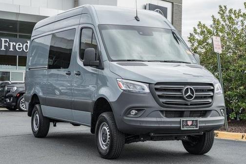 2024 Mercedes-Benz Sprinter 2500 144 WB