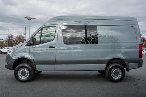 2024 Mercedes-Benz Sprinter 2500 144 WB