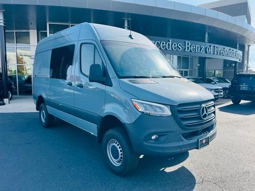 2024 Mercedes-Benz Sprinter 2500 144 WB