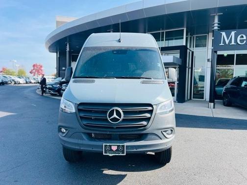 2024 Mercedes-Benz Sprinter 2500 144 WB