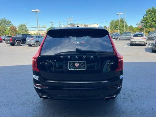 2017 Volvo XC90 T6 R-Design