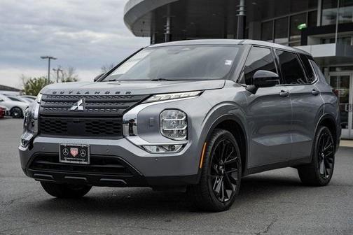 2022 Mitsubishi Outlander Black Edition