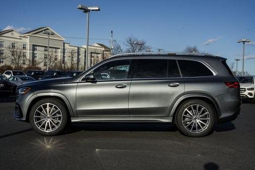 2025 Mercedes-Benz GLS 450 4MATIC