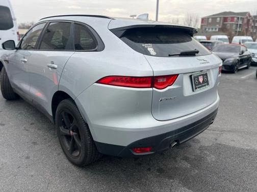 2019 Jaguar F-PACE 25t Premium