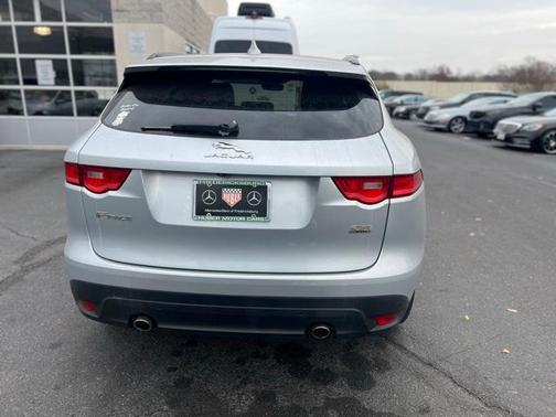 2019 Jaguar F-PACE 25t Premium