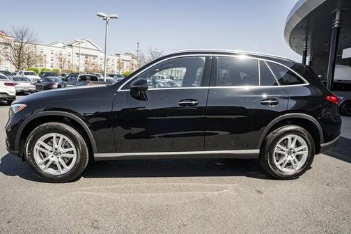 2025 Mercedes-Benz GLC 300 Base 4MATIC