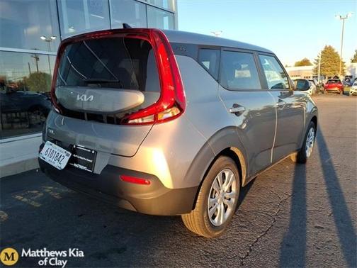 2022 Kia Soul LX
