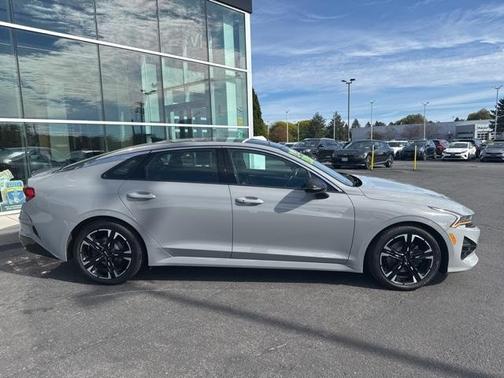 2022 Kia K5 GT-Line