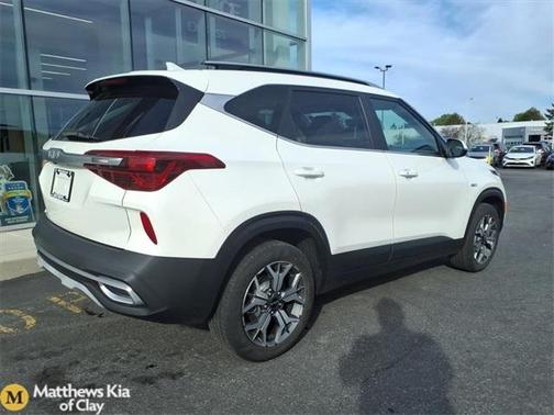 2022 Kia Seltos EX