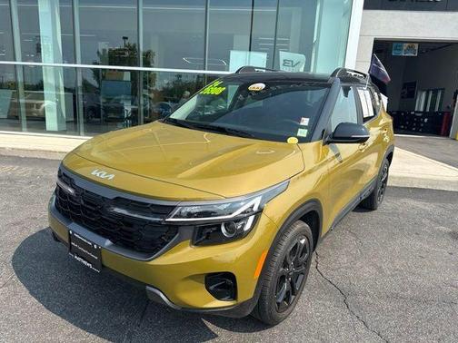 Green 2024 Kia Seltos X-Line