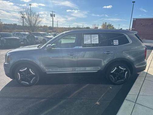 2024 Kia Telluride S
