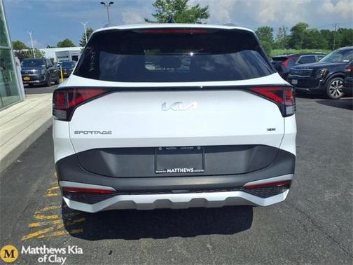 2023 Kia Sportage EX