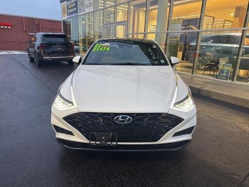2022 Hyundai SONATA Limited