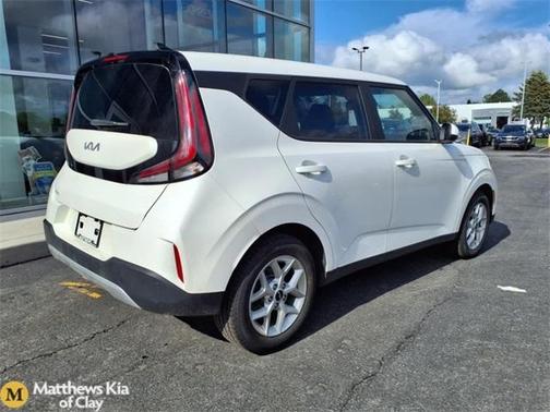 2023 Kia Soul LX