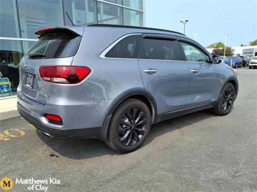 2020 Kia Sorento S