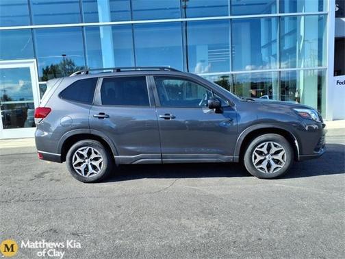 2022 Subaru Forester Premium