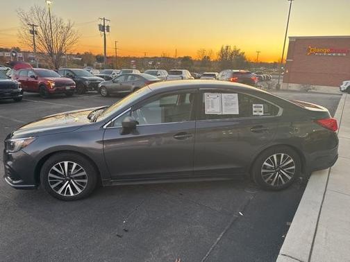 2018 Subaru Legacy 2.5i