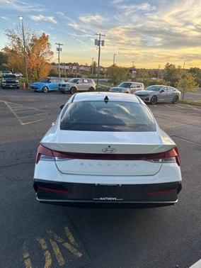 2025 Hyundai ELANTRA SEL Convenience