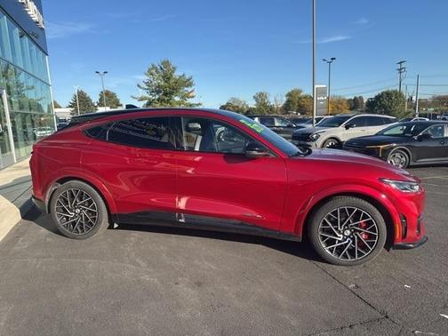2022 Ford Mustang Mach-E GT