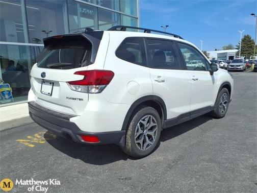 2024 Subaru Forester Premium