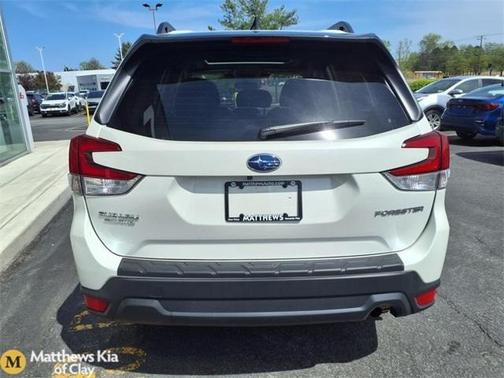 2024 Subaru Forester Premium