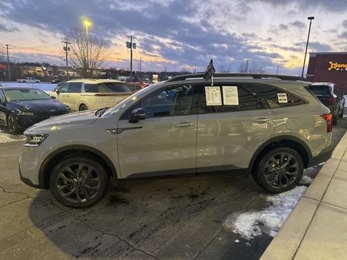 2023 Kia Sorento X-Line EX