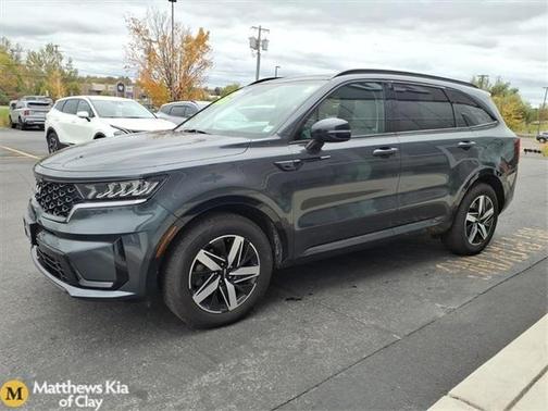 2022 Kia Sorento S